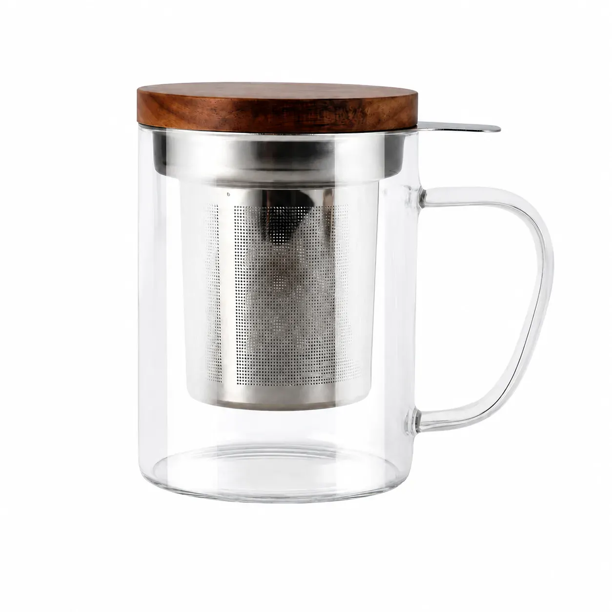 Glas-Teetasse mit Akazienholzdeckel und Edelstahl-Teesieb auf weissem Hintergrund